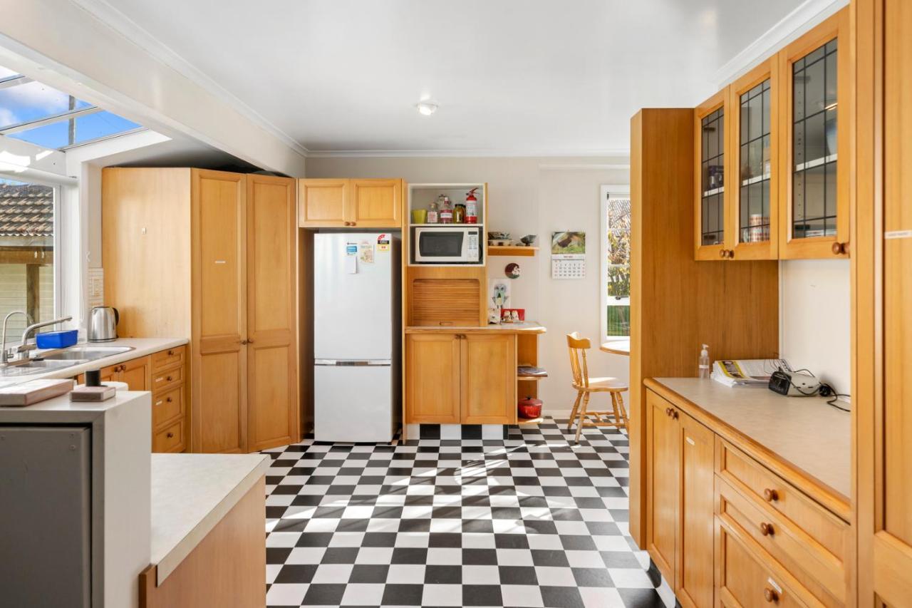 Centrally Located - Greytown Holiday Home Luaran gambar